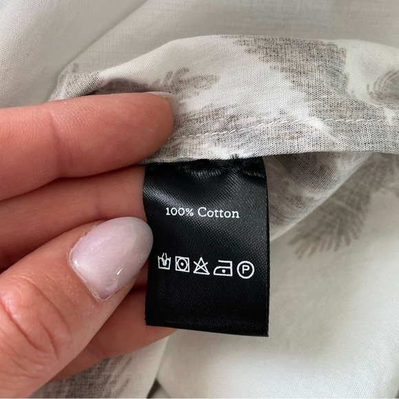 Le Superbe Palm Tree Button Down Long Sleeve Top - Picture 10 of 10